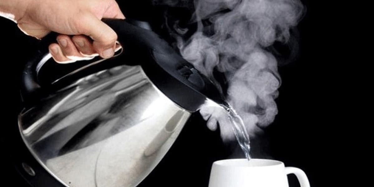 কুসুম গরম পানিতে শরীর-মন তাজা